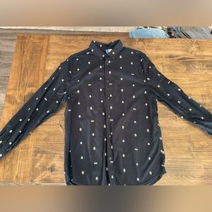 H&M men’s black Star Wars button up shirt. Size Medium.
